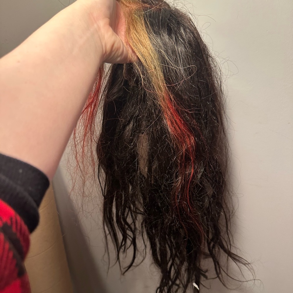 Used wig - Picture 3 of 4